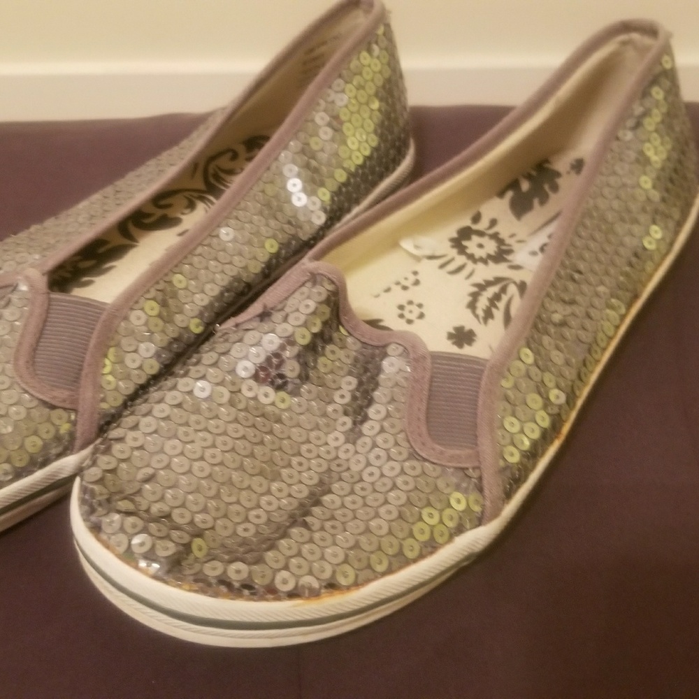 All sequin silver flat